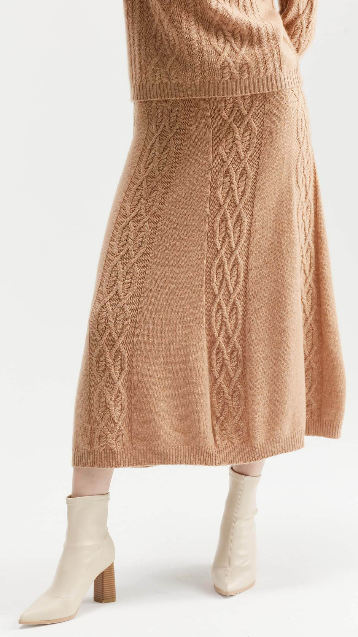 Women Cable Turtuleneck Sweater And A Line Skirt Set in Wool And Cashmere
