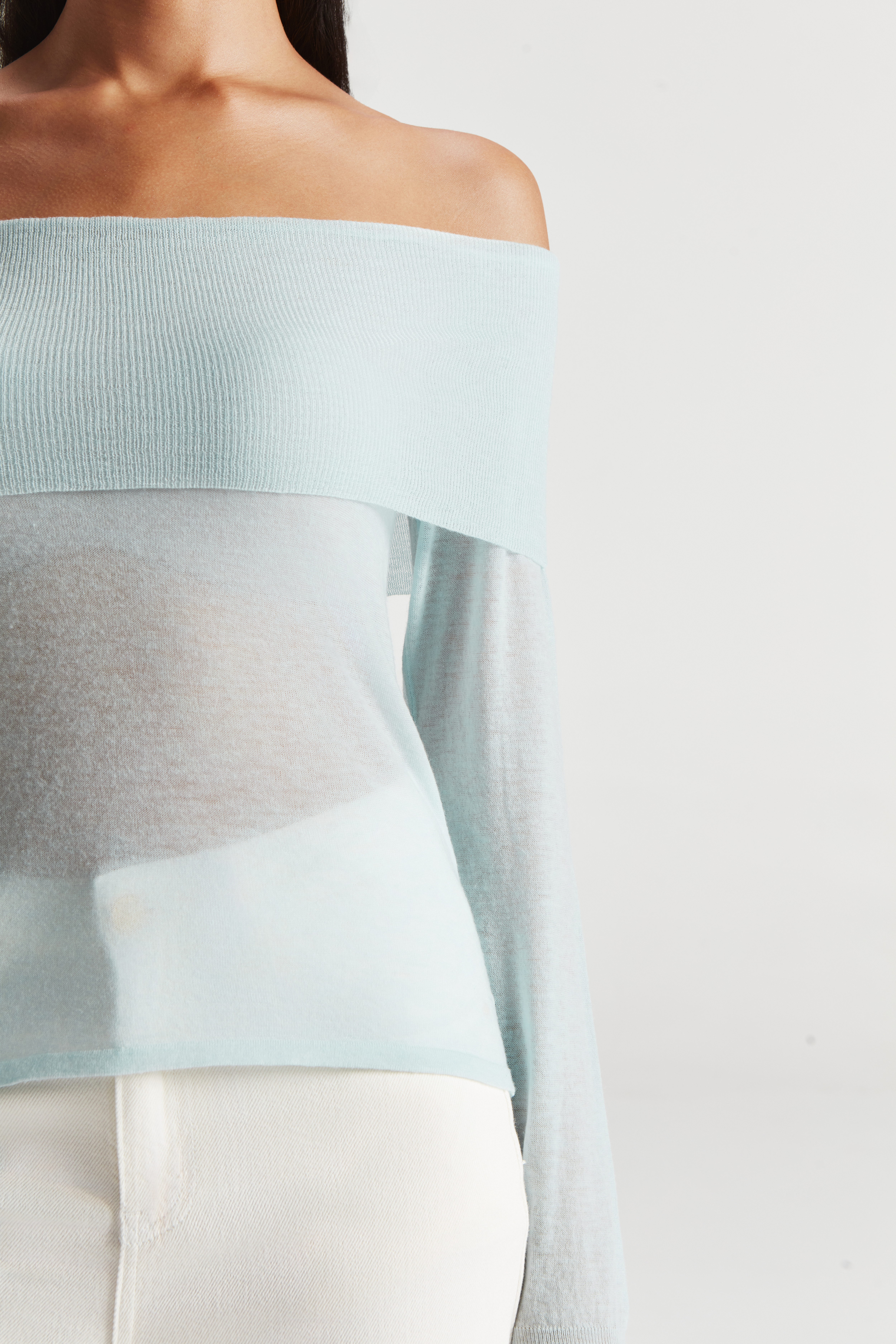 Women′s Air Wool Sweater