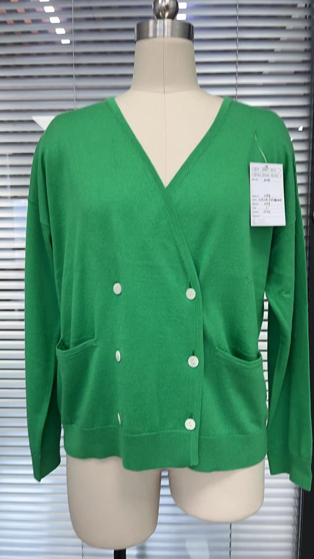 Women's V neck Pure Cashmere Button Cardigan 
