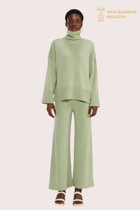 12GG Brushed Cashmere Oversized Turtleneck | Luxury Knitwear OEM