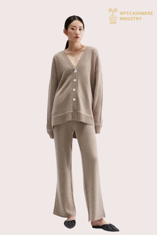 Premium Women's 100% Cashmere Button-Front Cardigan | OEM Knitwear Manufacturer