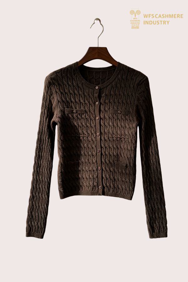 100% Cashmere Cable Knit Crew Neck Pullover, 16GG S6603