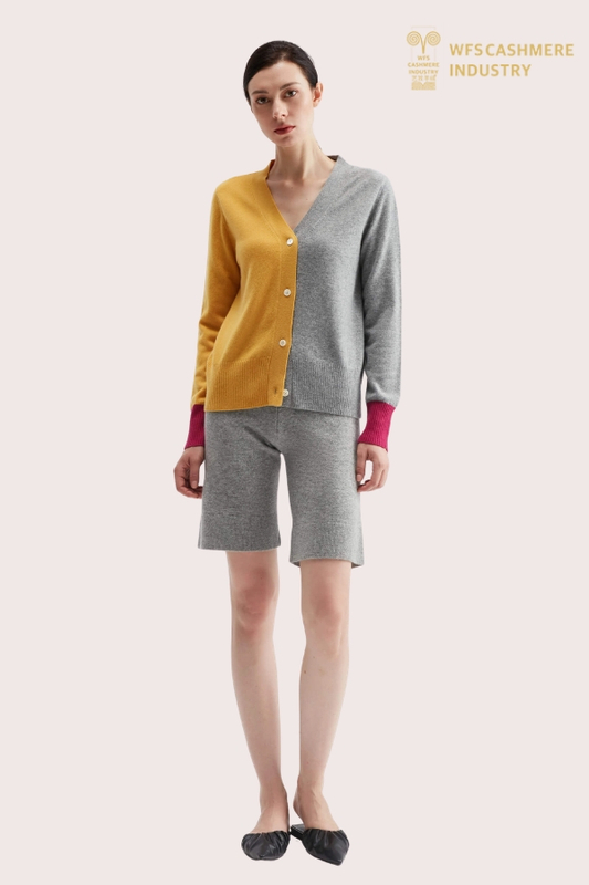 Custom Color-Block V-Neck Pure Cashmere Cardigan | OEM Women's Knitwear Manufacturer